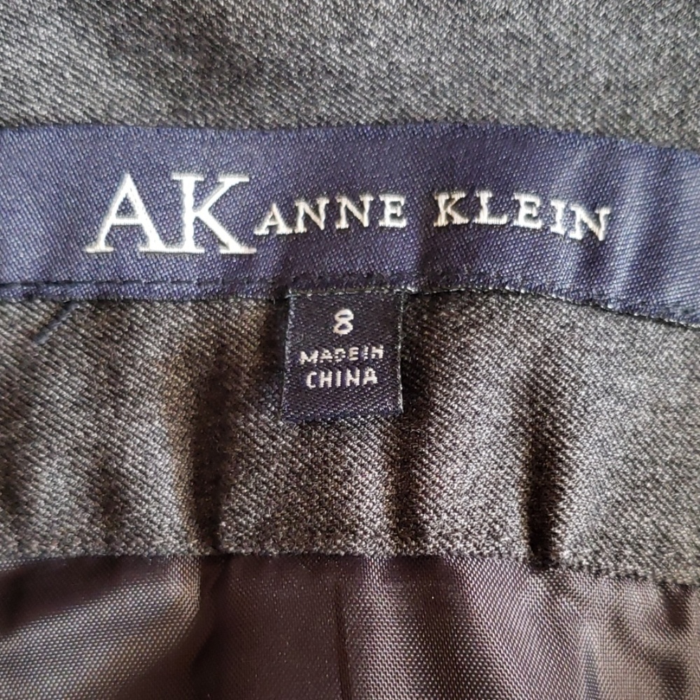 EUC Anne Klein Sz 8 dark gray pleated skirt - Picture 3 of 8
